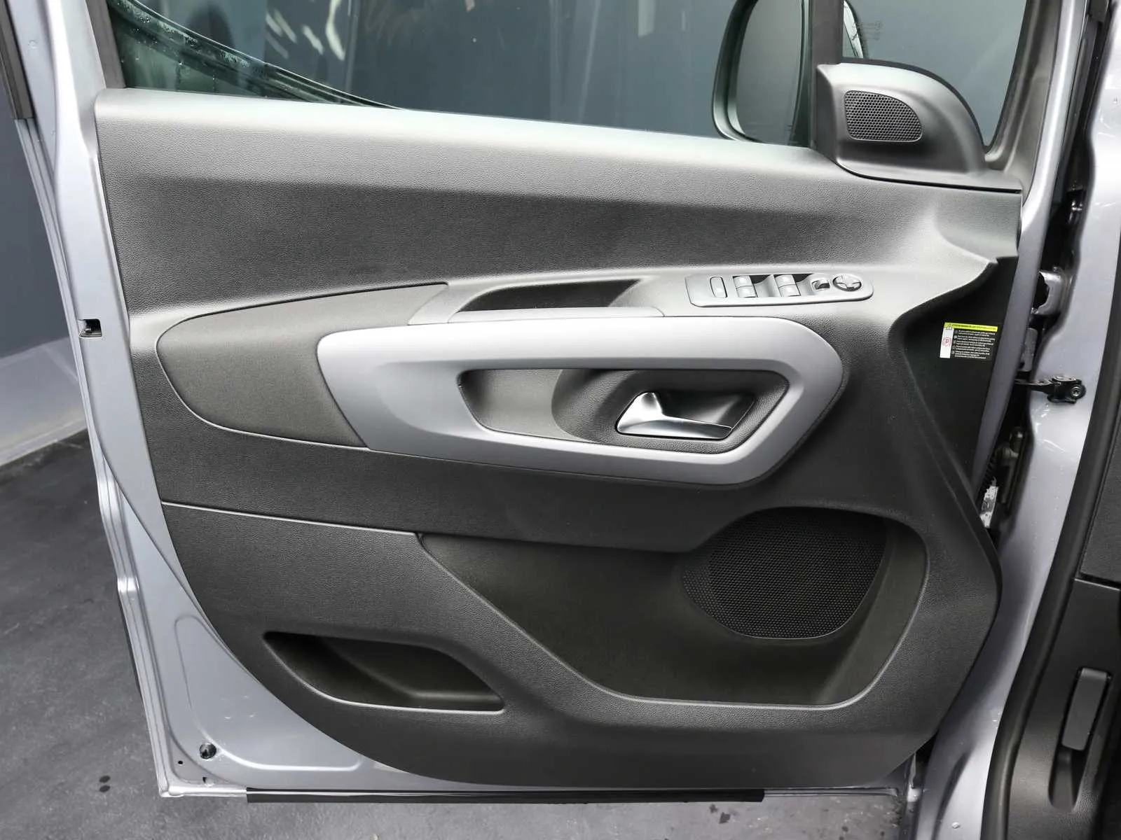Fiat Doblo combi N1 1.5 diesel 100cv 2026 — foto 9