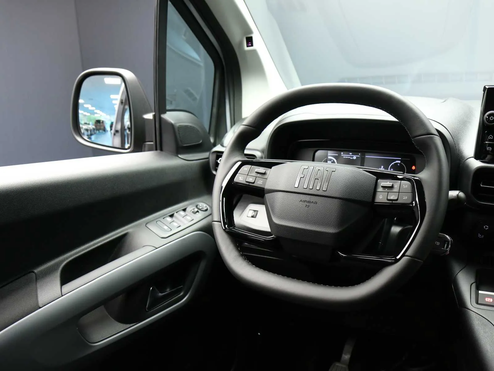 Fiat Doblo combi N1 1.5 diesel 100cv 2026 — foto 15