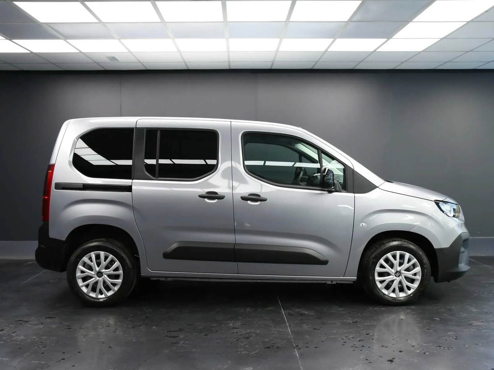 Fiat Doblo combi N1 1.5 diesel 100cv 2026 — foto 4