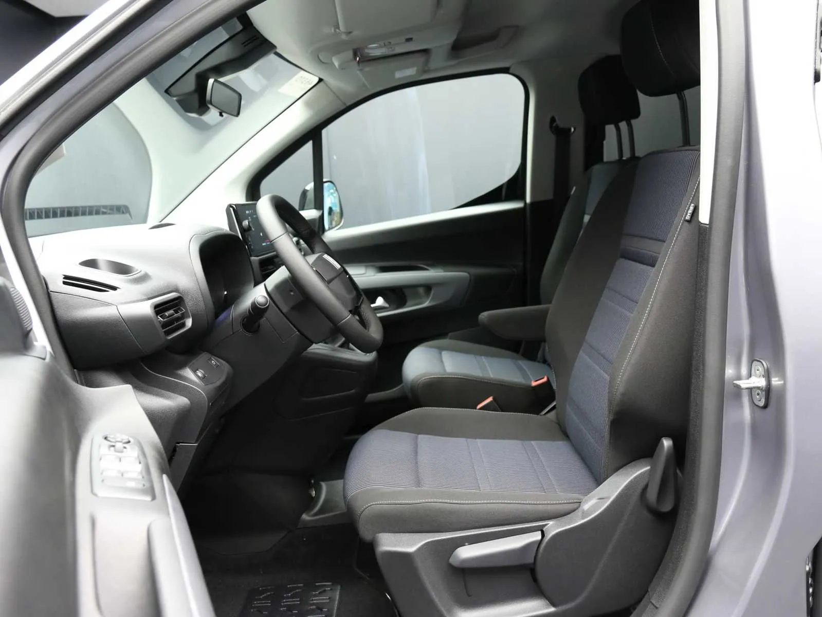Fiat Doblo combi N1 1.5 diesel 100cv 2026 — foto 25
