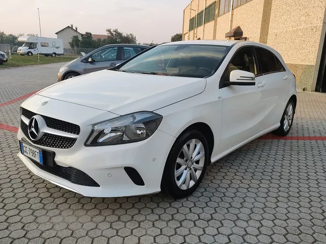 Mercedes A 180 Executive auto my16