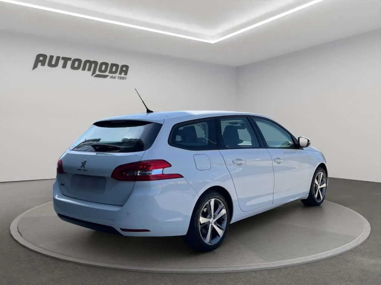 Peugeot 308 SW 1.6CV AUTOMATICO 2020 — foto 4