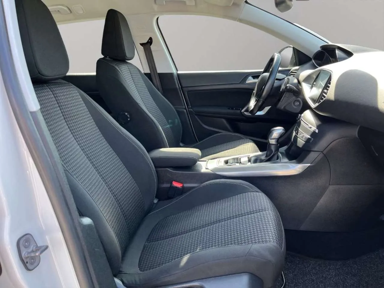 Peugeot 308 SW 1.6CV AUTOMATICO 2020 — foto 9