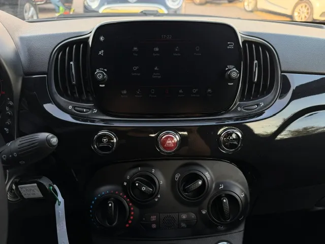 Fiat 500 1.0 hybrid Club 70cv 2022 — foto 13