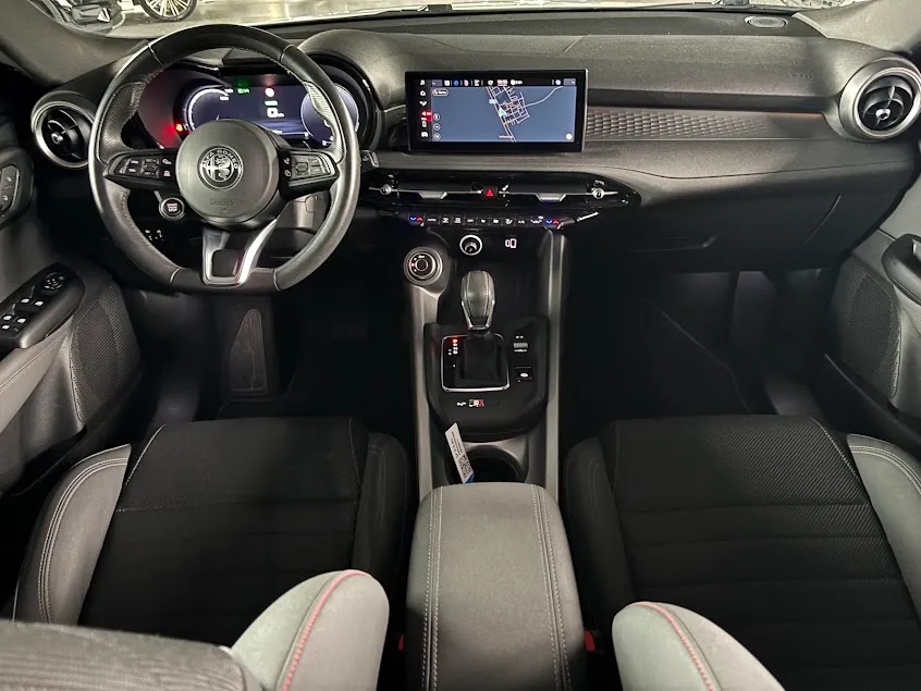 Alfa Romeo Tonale 1.5 hybrid Sprint 130cv tct7 2023 — foto 14