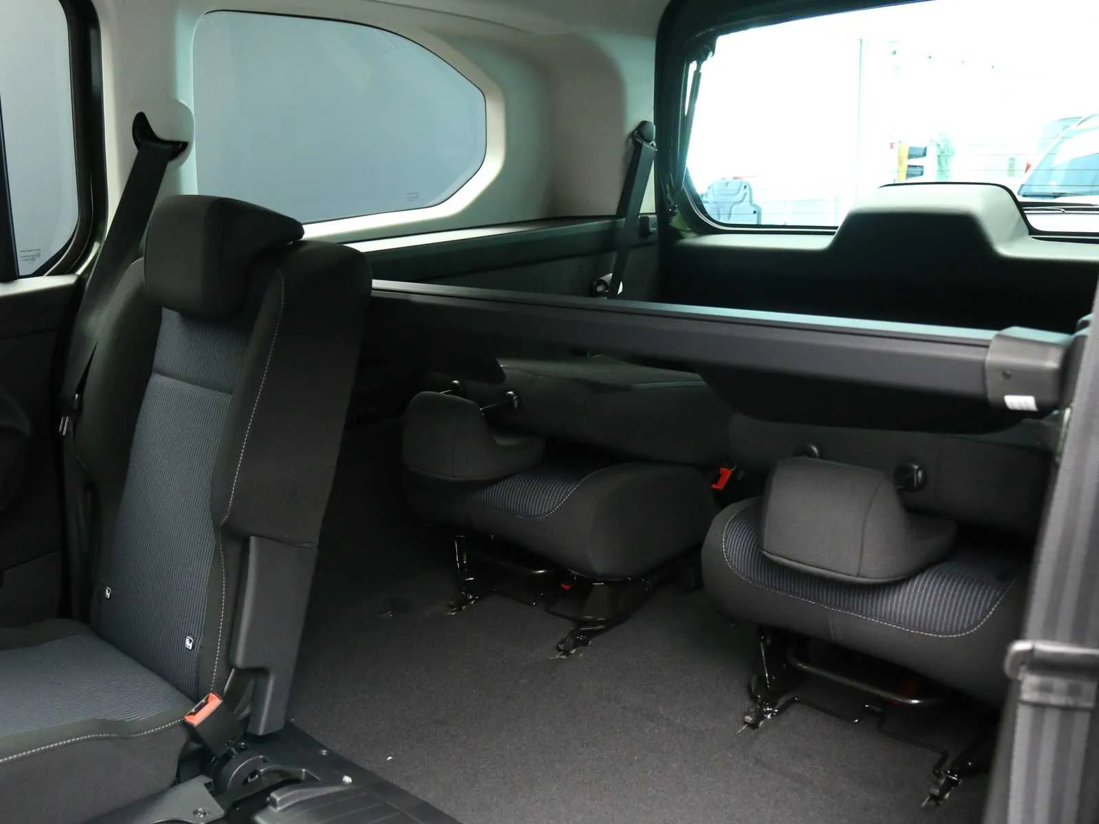 Fiat Qubo L 7p.ti 1.5 d La Prima 130cv at8 2026 — foto 32