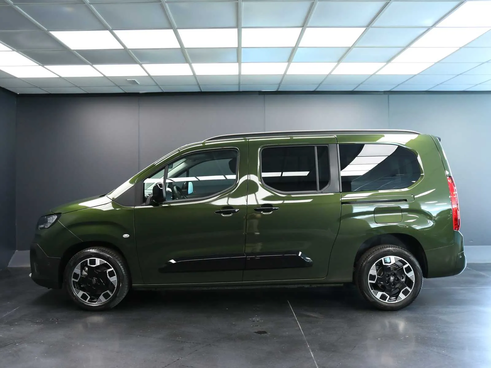 Fiat Qubo L 7p.ti 1.5 d La Prima 130cv at8 2026 — foto 7