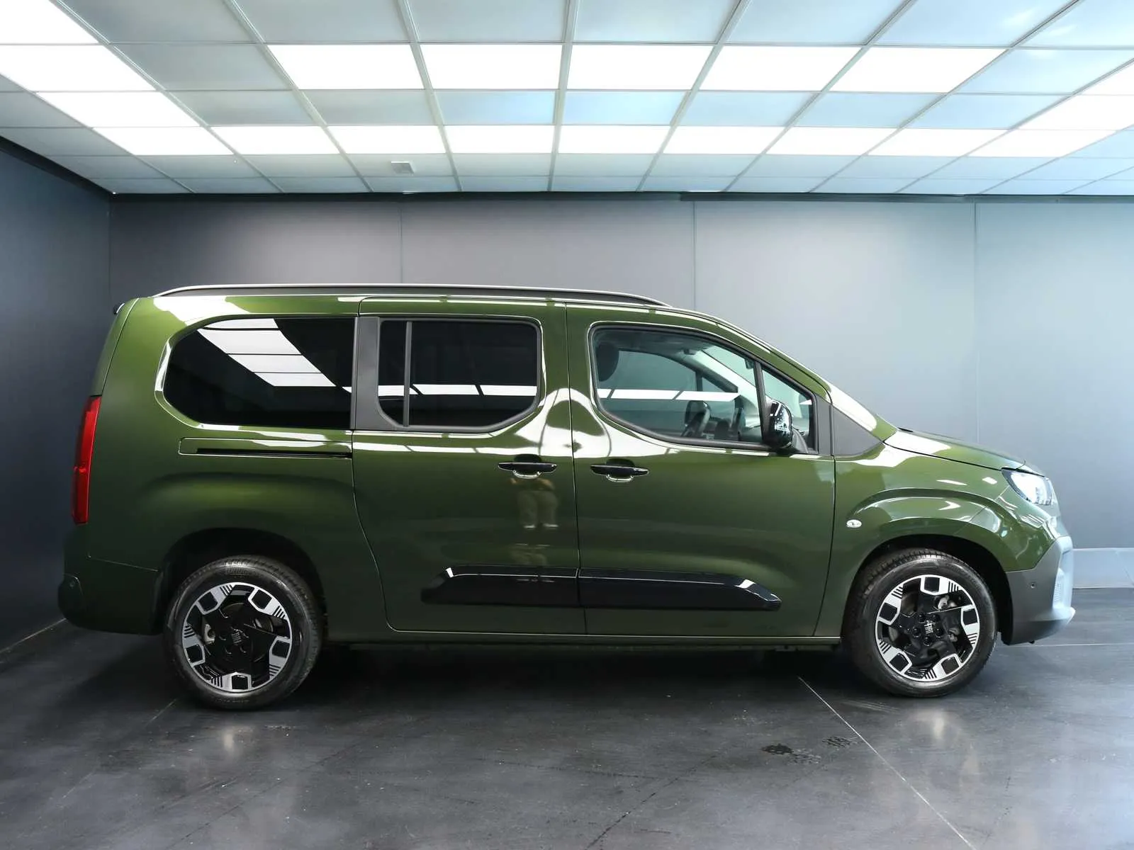 Fiat Qubo L 7p.ti 1.5 d La Prima 130cv at8 2026 — foto 4