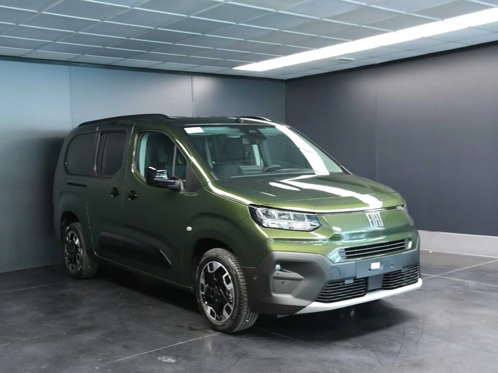 Fiat Qubo L 7p.ti 1.5 d La Prima 130cv at8 2026 — foto 3