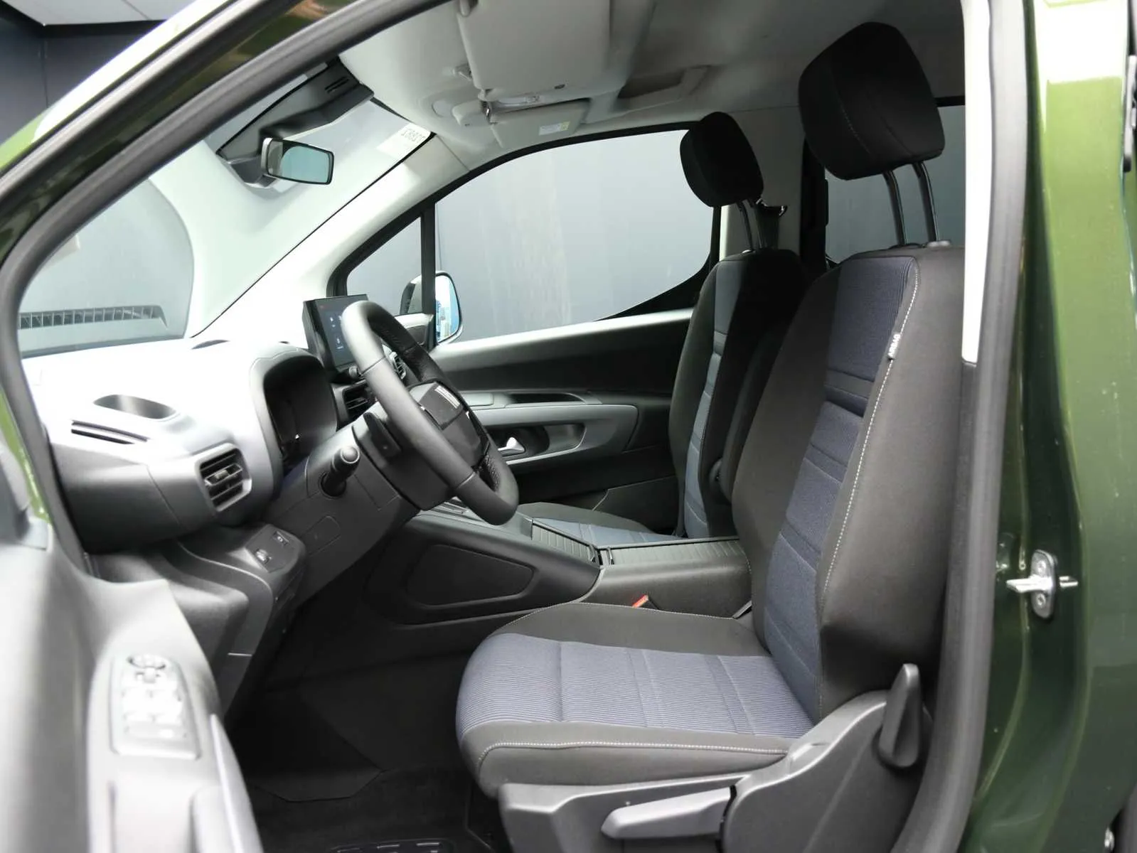 Fiat Qubo L 7p.ti 1.5 d La Prima 130cv at8 2026 — foto 31