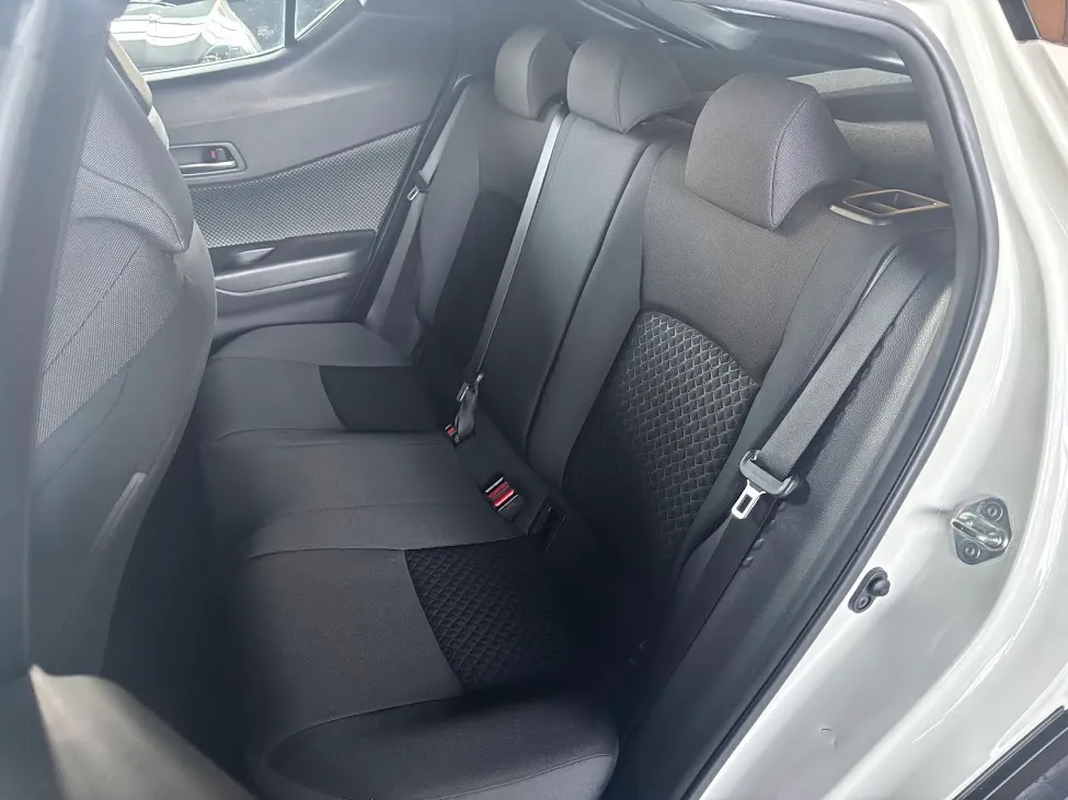 Toyota C-HR 1.8h Business e-cvt 122CV 2020 — foto 9