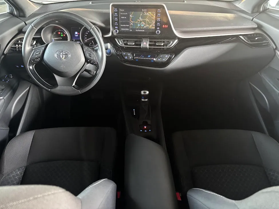Toyota C-HR 1.8h Business e-cvt 122CV 2020 — foto 14