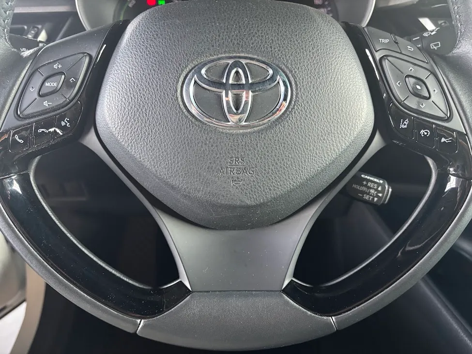 Toyota C-HR 1.8h Business e-cvt 122CV 2020 — foto 18