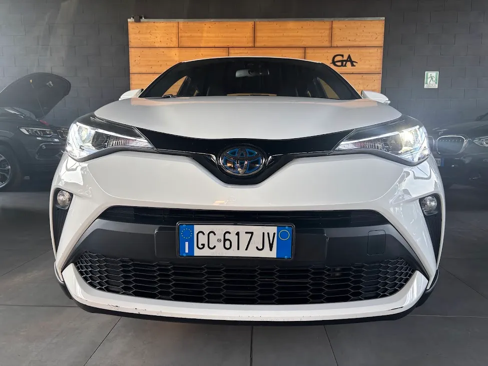 Toyota C-HR 1.8h Business e-cvt 122CV 2020 — foto 6