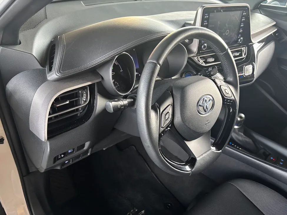 Toyota C-HR 1.8h Business e-cvt 122CV 2020 — foto 10