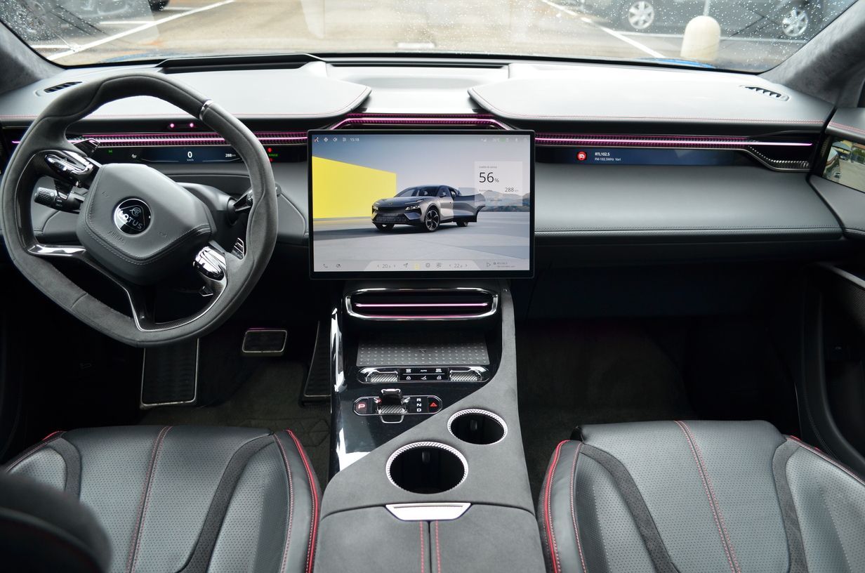 Lotus Eletre S 2024 — foto 8