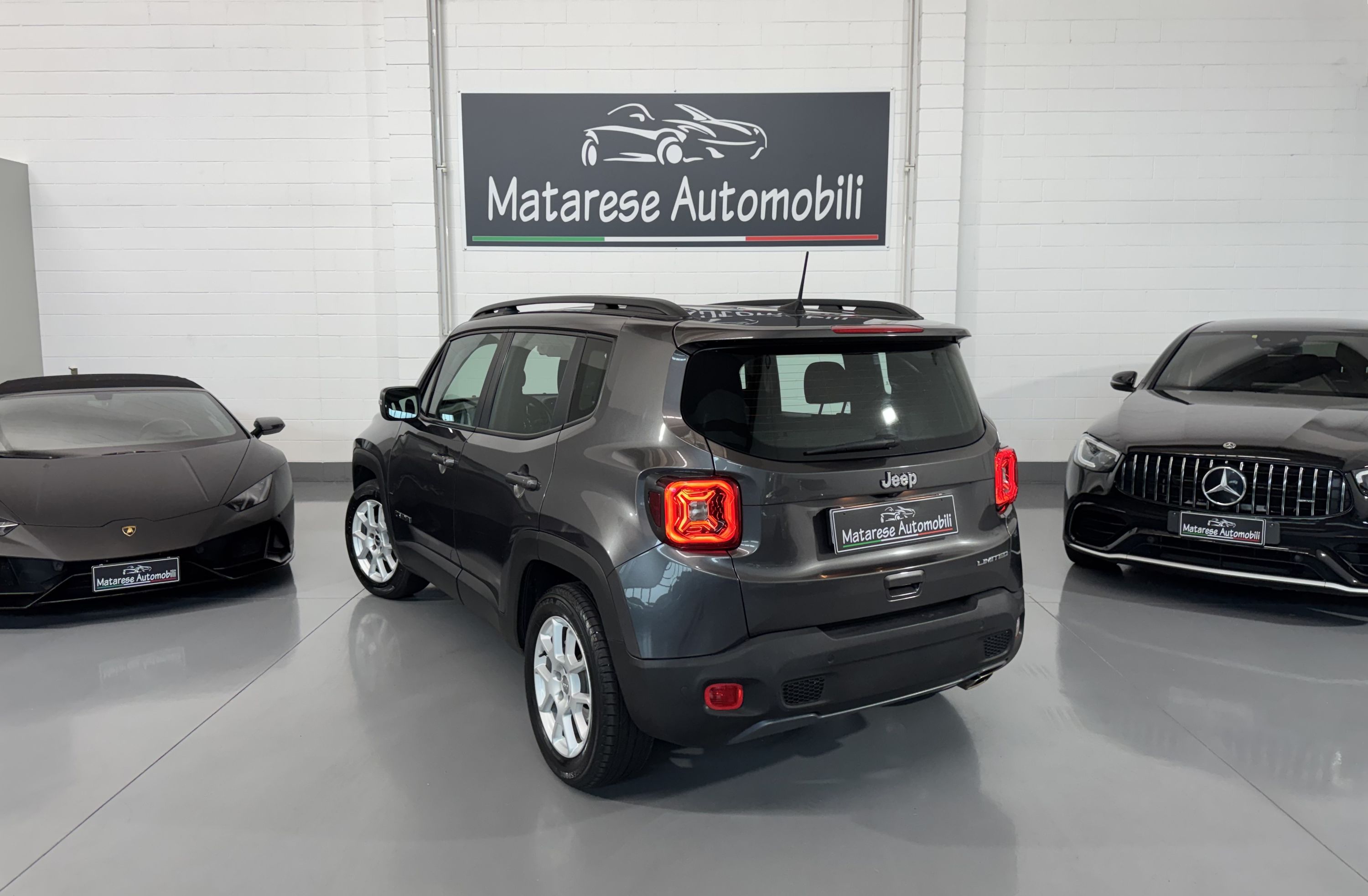 Jeep Renegade Limited 1.0cc 120cv CarPlay OK Neopatentati Finanziabile 2023 — foto 3