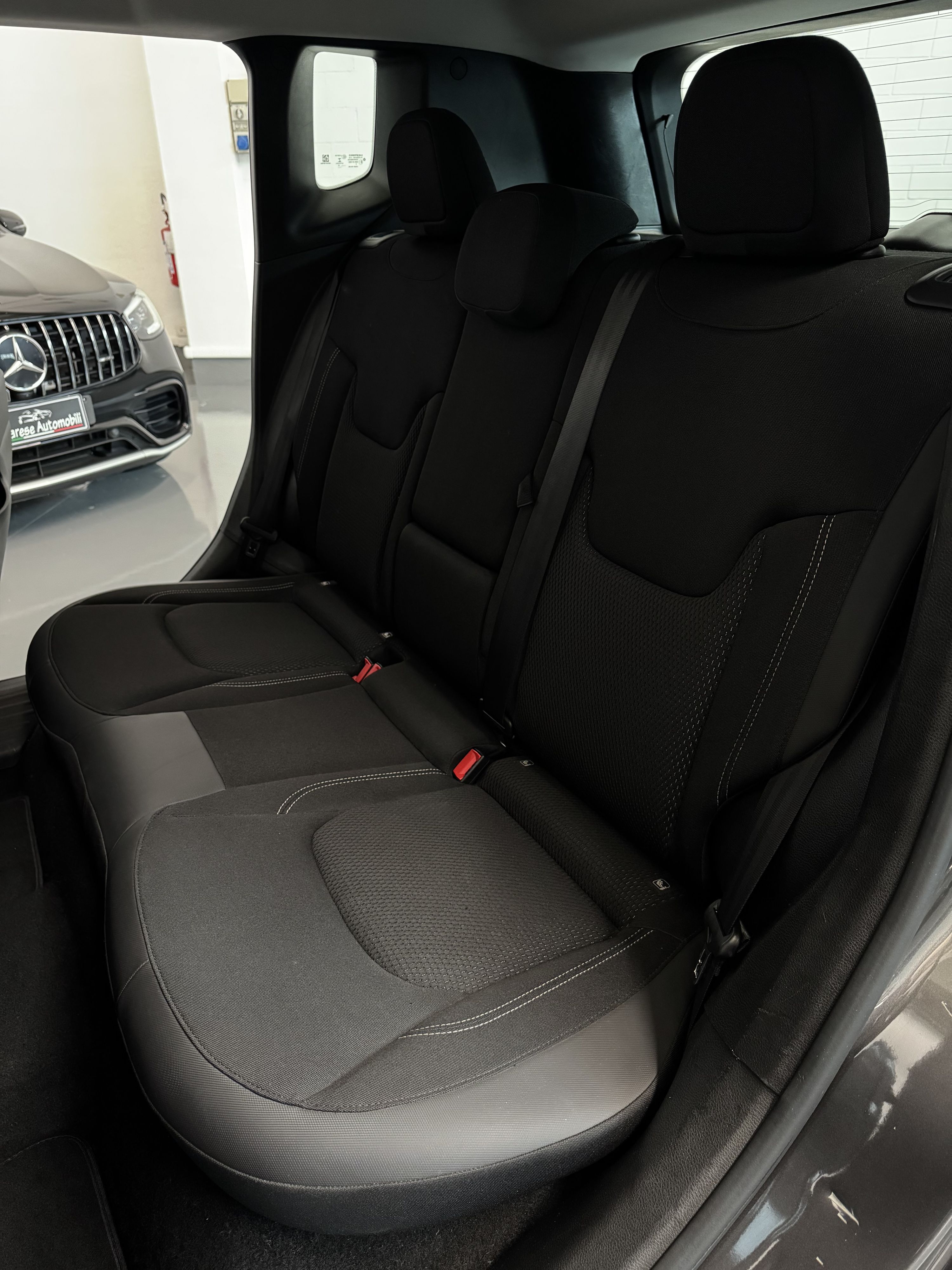 Jeep Renegade Limited 1.0cc 120cv CarPlay OK Neopatentati Finanziabile 2023 — foto 11