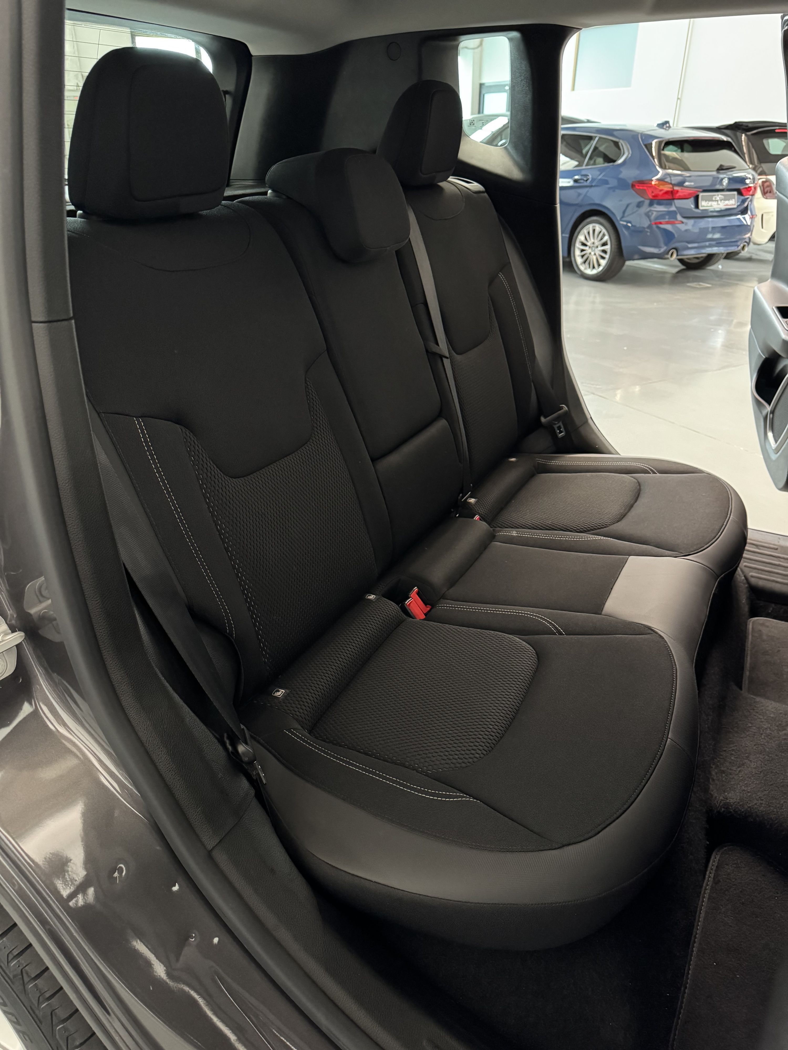 Jeep Renegade Limited 1.0cc 120cv CarPlay OK Neopatentati Finanziabile 2023 — foto 12