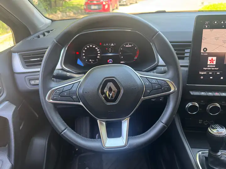 Renault Captur 1.0 tce Intens 90cv my21 2023 — foto 9