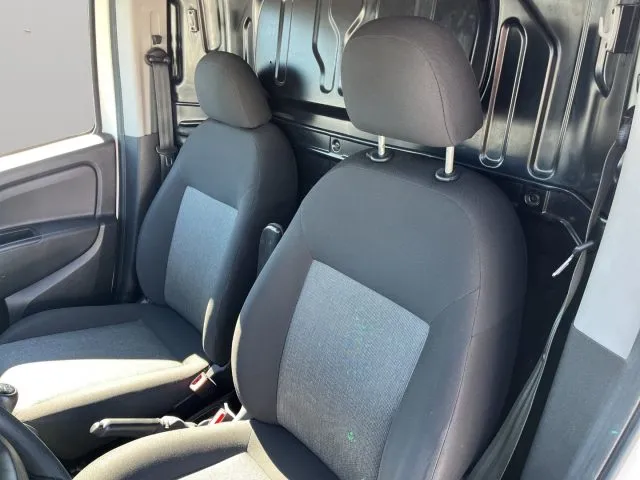 FIAT Doblo 1.6MJT 105CV Cargo Business 2022 — foto 8