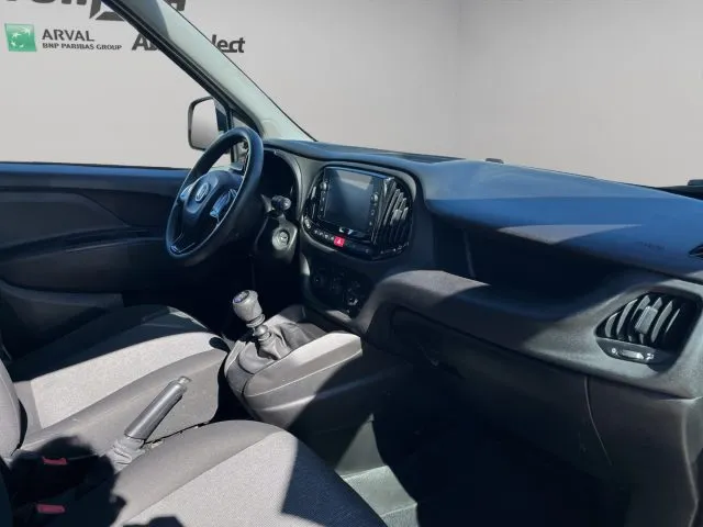 FIAT Doblo 1.6MJT 105CV Cargo Business 2022 — foto 9