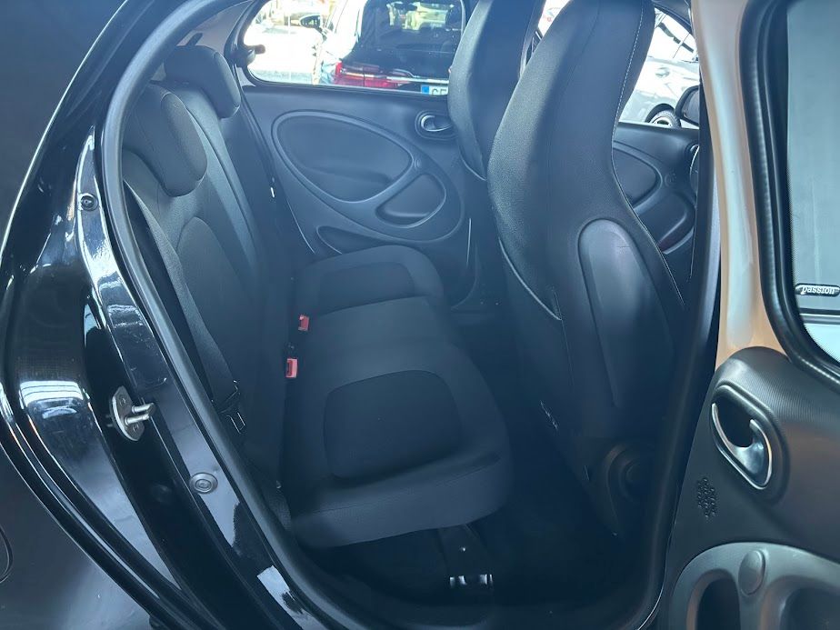Smart SMART FORFOUR 90 0.9 TURBO PASSION 90CV NEOPATENTATI 2019 — foto 11