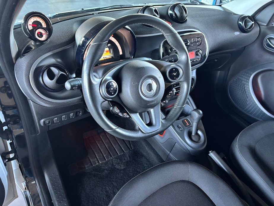 Smart SMART FORFOUR 90 0.9 TURBO PASSION 90CV NEOPATENTATI 2019 — foto 9