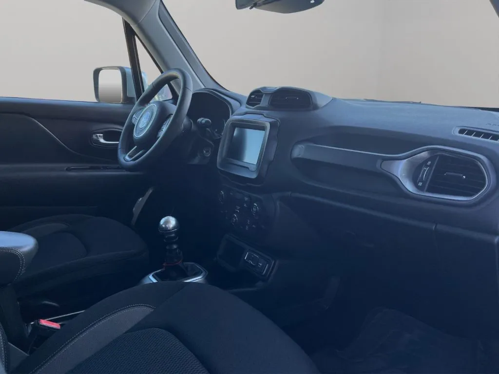 Jeep 120CV Limited Autocarro N1 2022 — foto 9