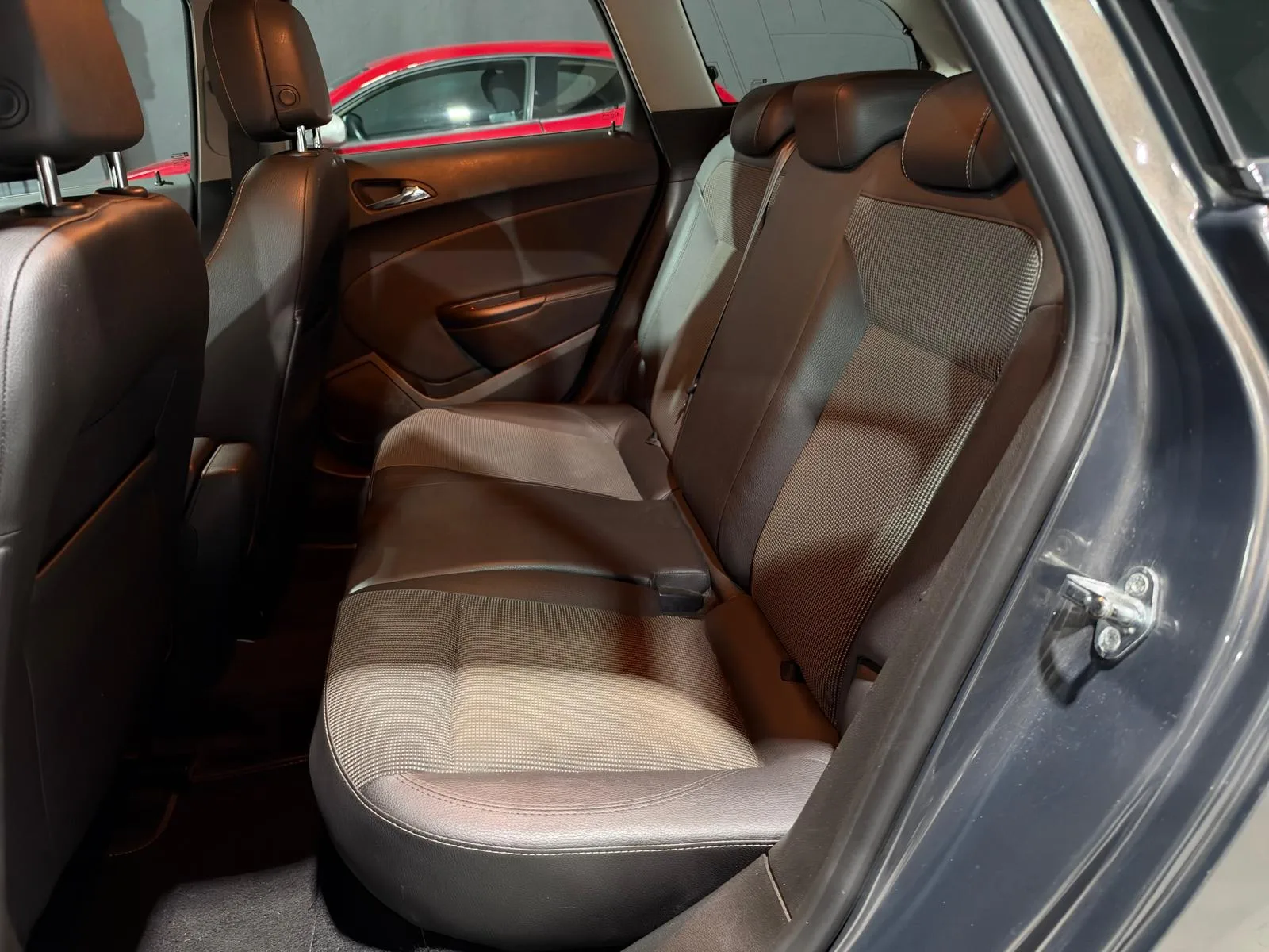 Opel Astra Diesel Manuale Neopatentati 2015 — foto 13