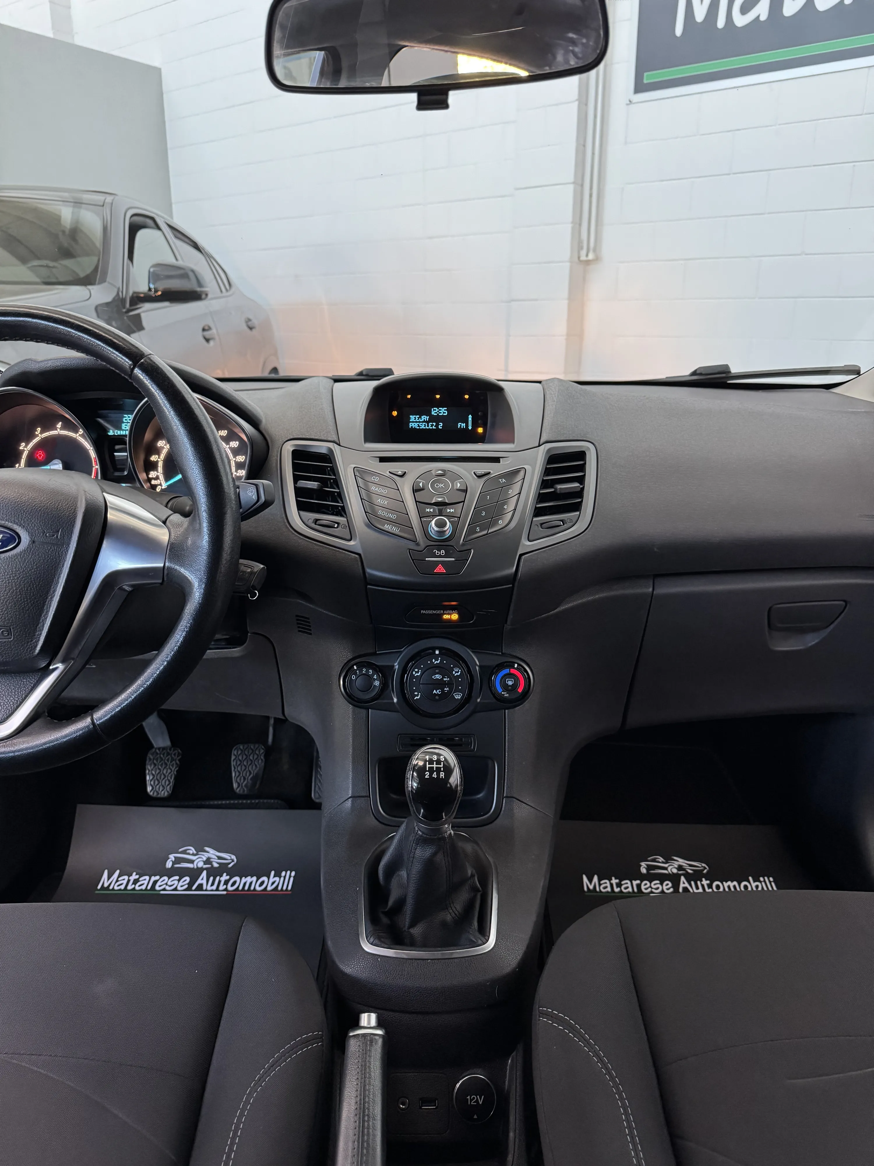 Ford Fiesta 5p 1.2cc 60cv Bluetooth+Clima OK Neopatentati 2015 — foto 13