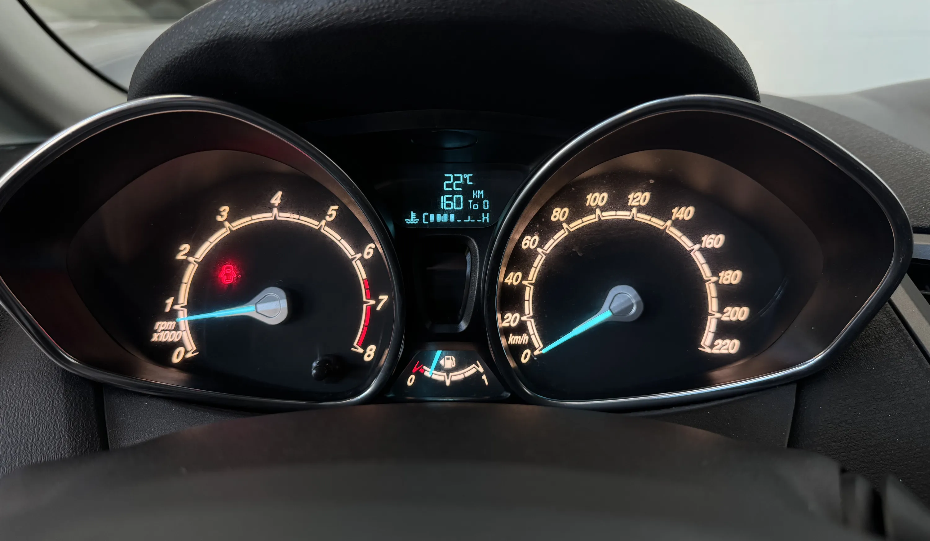 Ford Fiesta 5p 1.2cc 60cv Bluetooth+Clima OK Neopatentati 2015 — foto 15