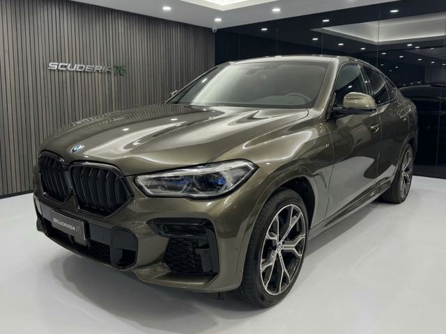 BMW X6 G06