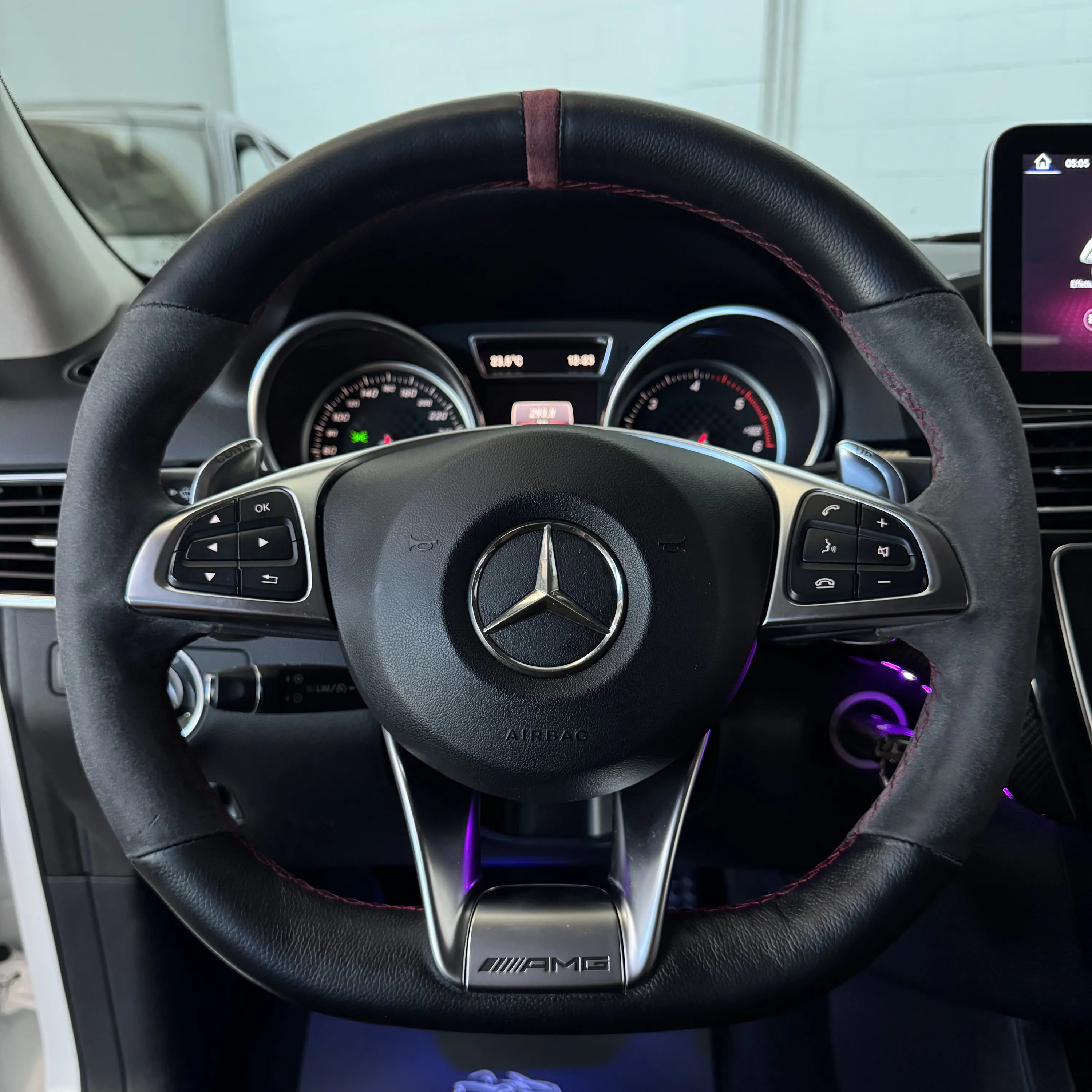 Mercedes GLE 250d Premium Plus 4matic 2.2cc 204cv Tetto apribile CarPlay 2017 — foto 16