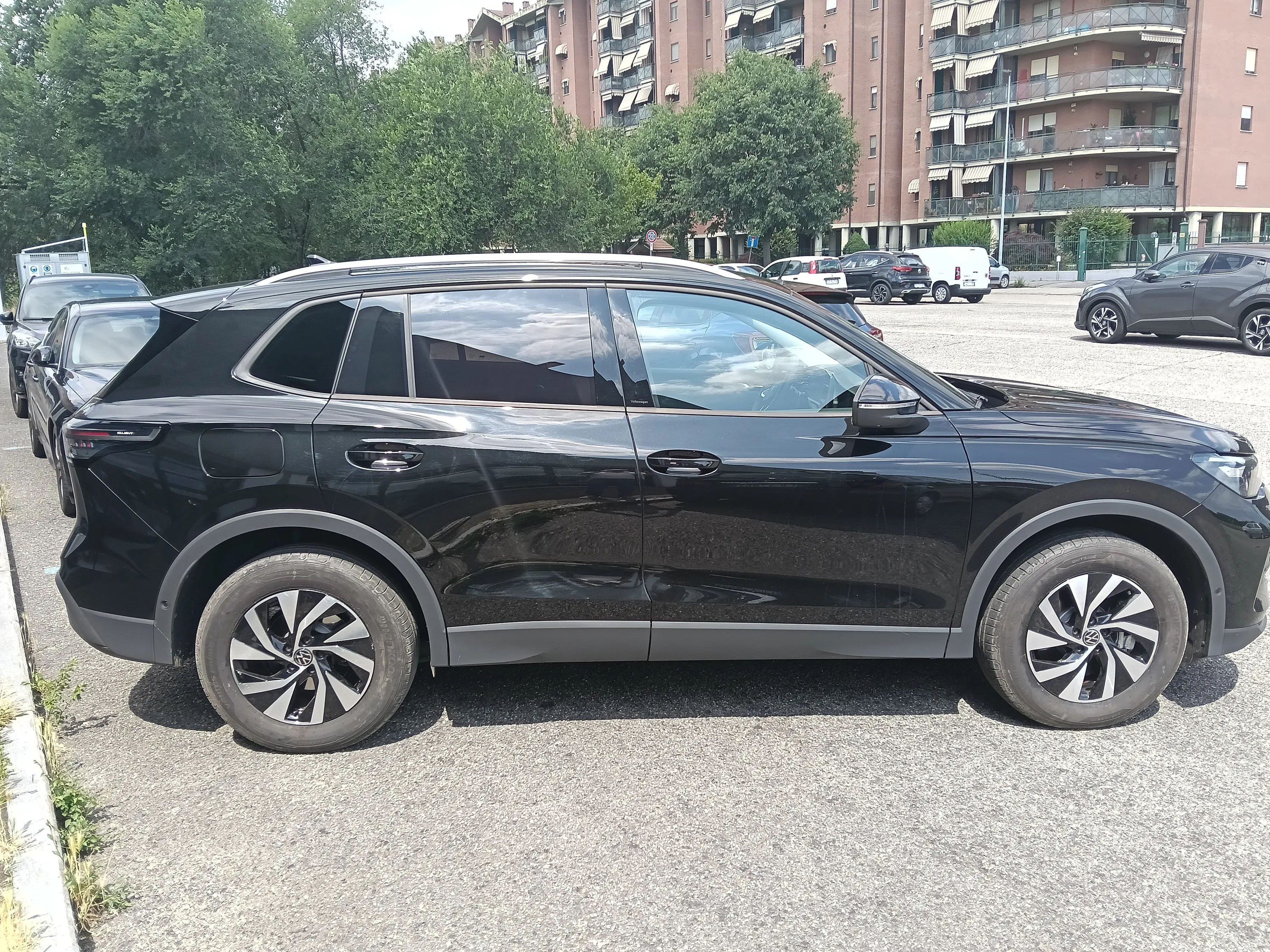 Volkswagen Tiguan 1.5 tsi ehybrid Edition Plus 204cv dsg 2025 — foto 4