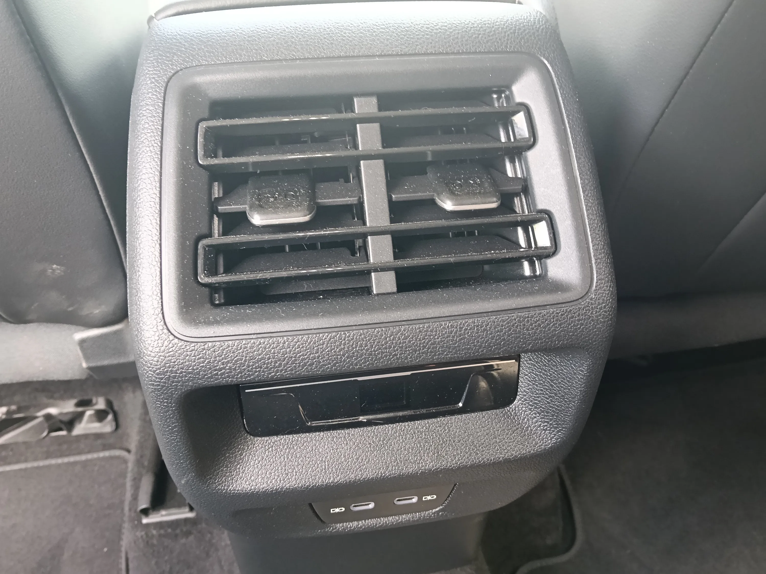 Volkswagen Tiguan 1.5 tsi ehybrid Edition Plus 204cv dsg 2025 — foto 12