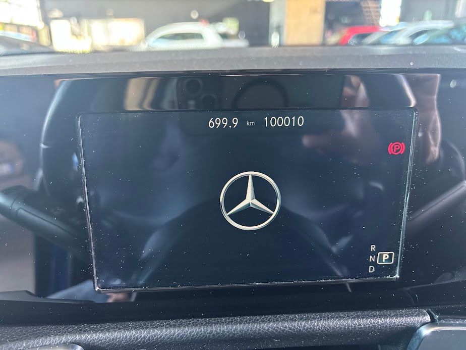 Mercedes GLB 200 d Business auto 150CV 2021 — foto 15