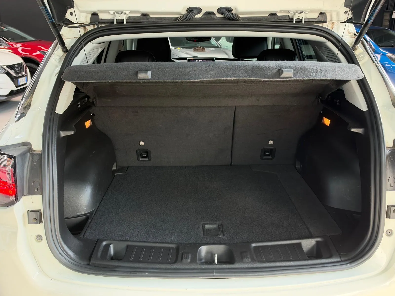 Jeep Compass 1.3 turbo t4 phev Limited 4xe auto 2023 — foto 15