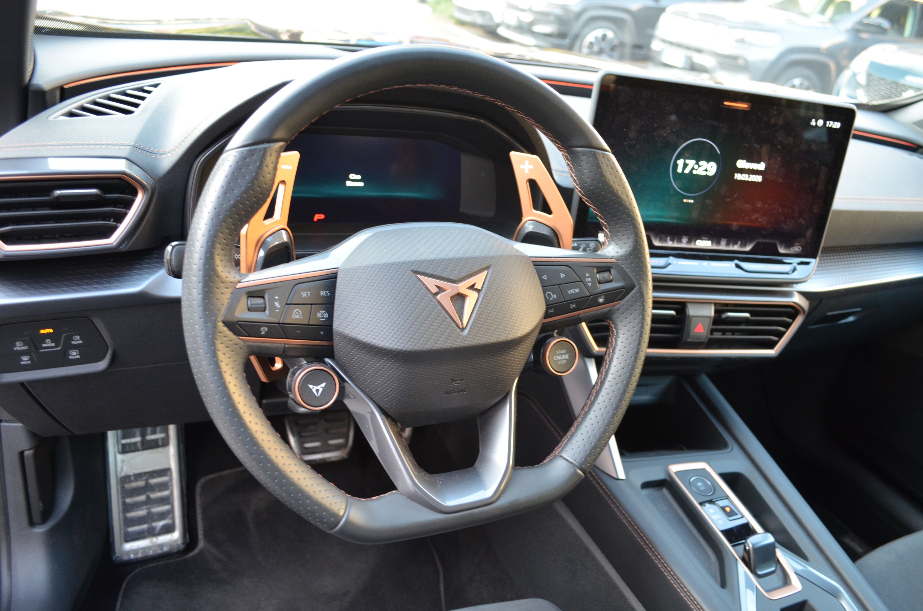 Cupra Formentor 1.5 e-hybrid 204cv dsg 2025 — foto 14