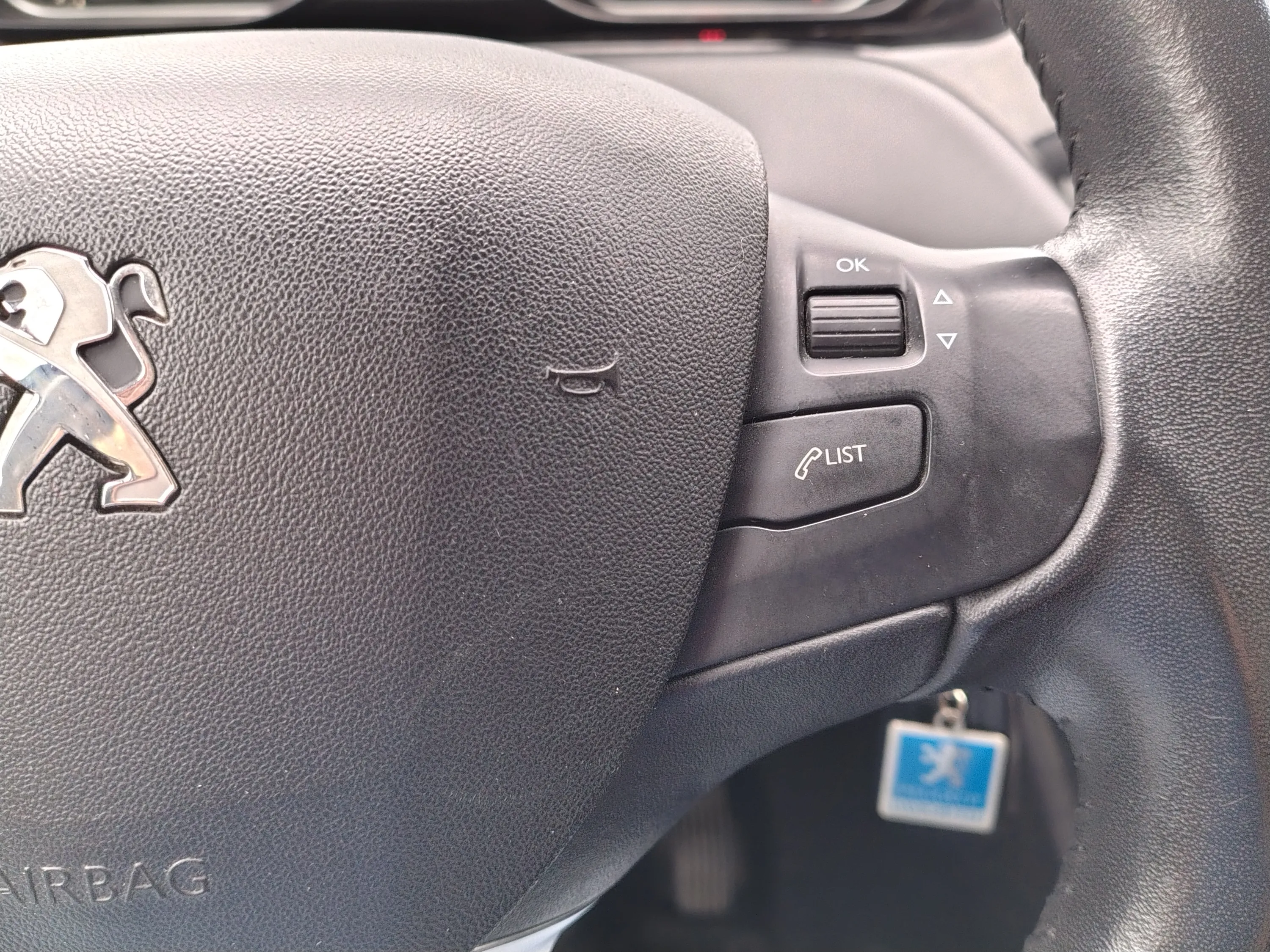 Peugeot 208 5p 1.2 puretech Allure s&s 82cv neopatentati 2018 — foto 20