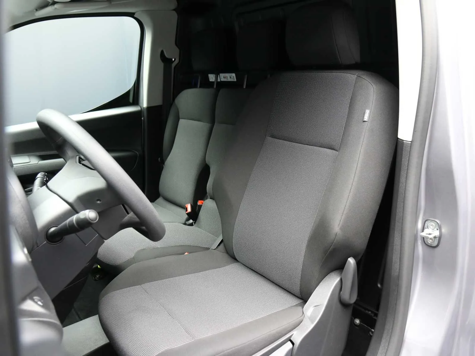 Citroen Berlingo van M 1.5 bluehdi 100cv S&S 2p.ti 2026 — foto 27