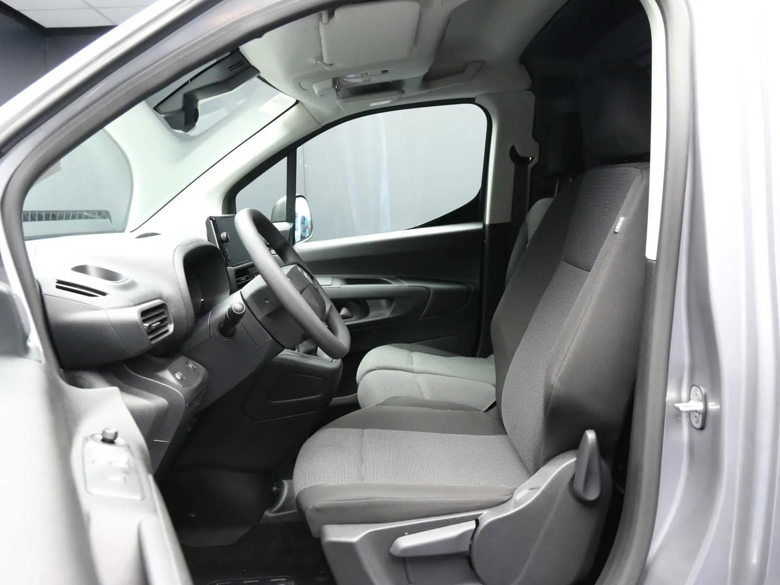 Citroen Berlingo van M 1.5 bluehdi 100cv S&S 2p.ti 2026 — foto 26