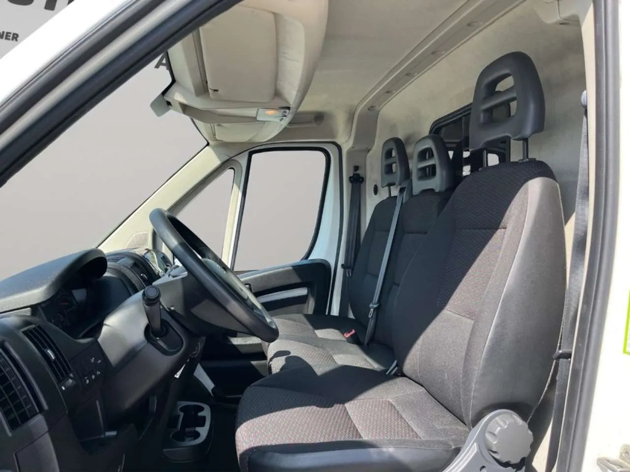 PEUGEOT Boxer 35 2.2HDi SPONDA CARICATRICE 2020 — foto 7