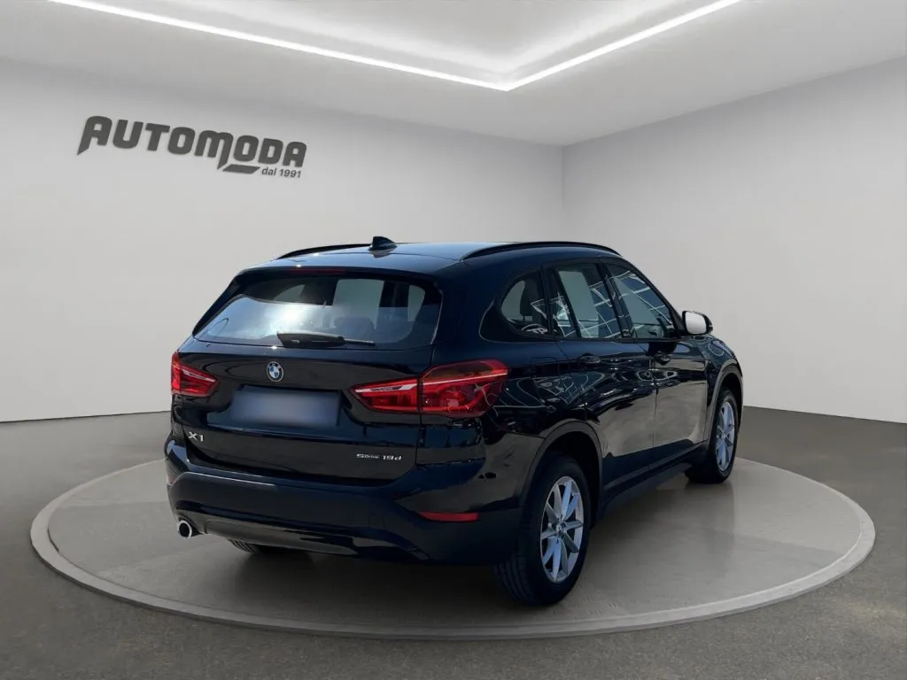 BMW X1 sdrive16d 2022 — foto 3
