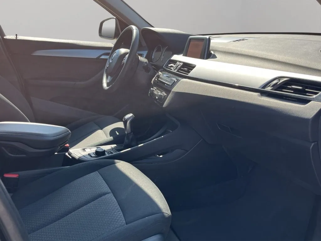 BMW X1 sdrive16d 2022 — foto 9