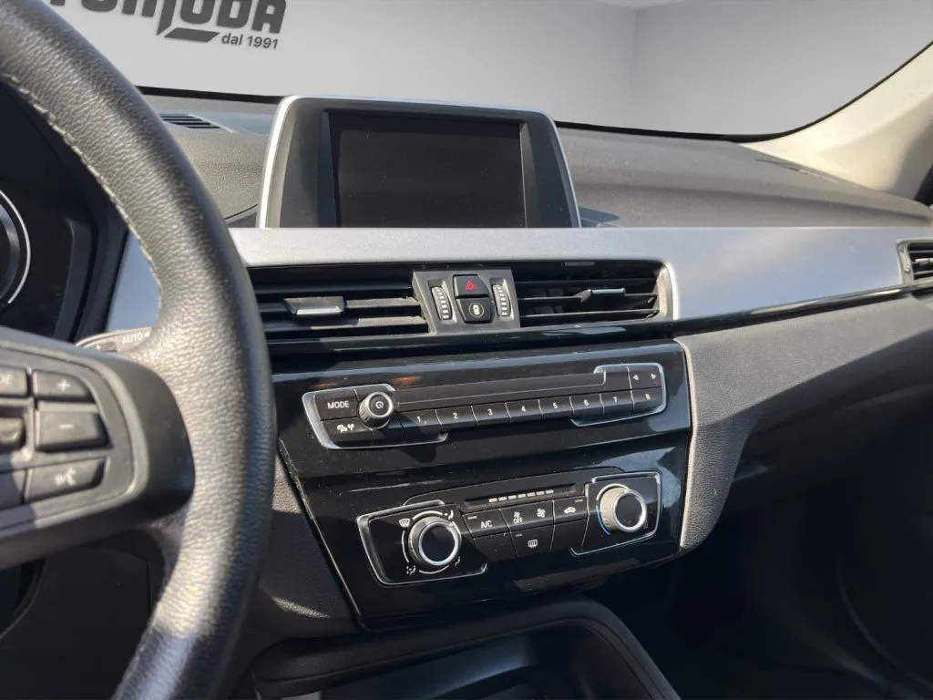 BMW X1 sdrive16d 2022 — foto 14