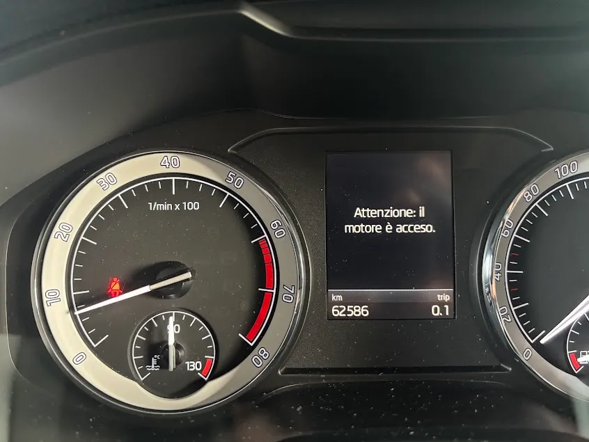 Skoda Karoq 1.5 tsi Ambition dsg 60.000KM 2022 — foto 15