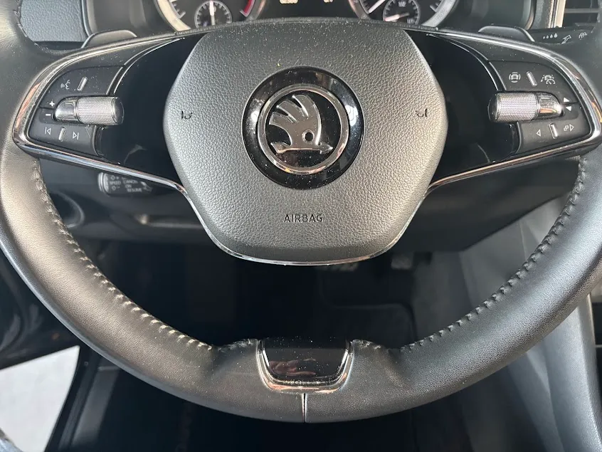 Skoda Karoq 1.5 tsi Ambition dsg 60.000KM 2022 — foto 16