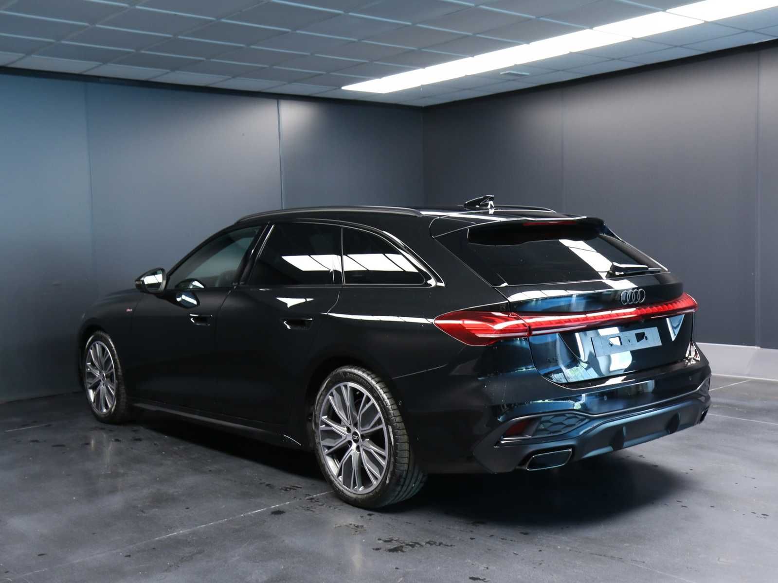Audi A5 Avant 2.0 tfsi S line edition 204cv s-tronic 2026 — foto 4