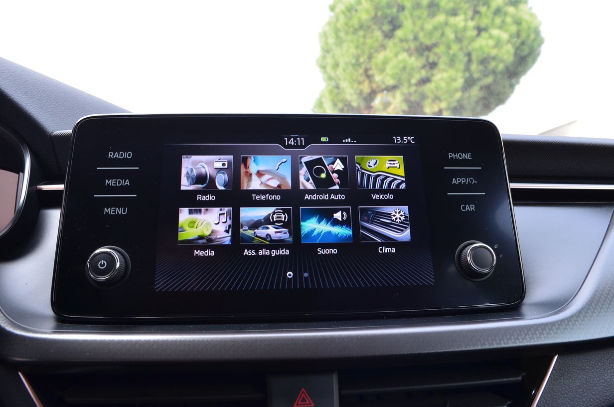 Skoda Kamiq 1.5 tsi Black Dots 150cv dsg 2023 — foto 16